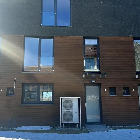 Rezidencia Pod Strbskym Plesom Villa Strba
